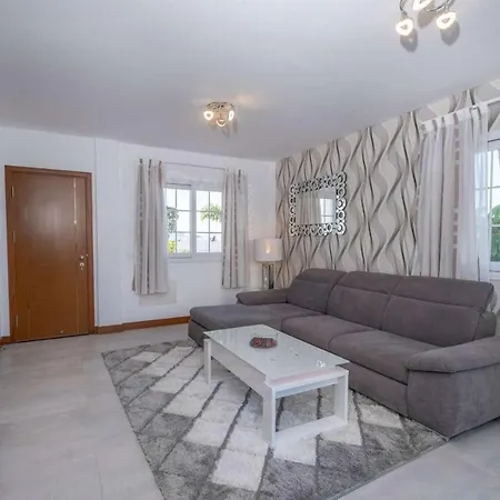 Willa 9 *
